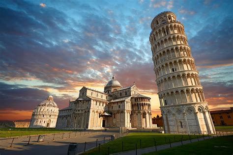 where is pisa italy